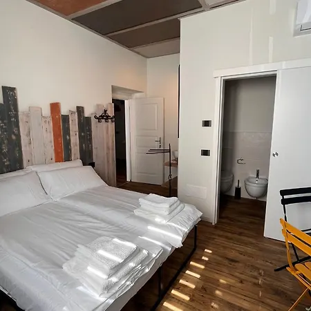 Stanza In Coel Affittacamere Sondrio